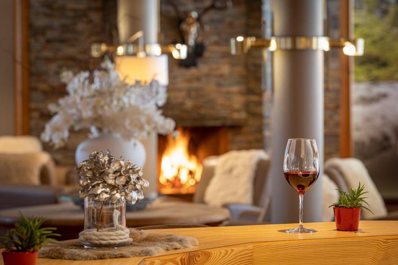 באד הופגסטין Hotel Das Gastein - Ganzjaehrig Inklusive Alpentherme Gastein & Sommersaison Inklusive Gasteiner Bergbahnen מראה חיצוני תמונה
