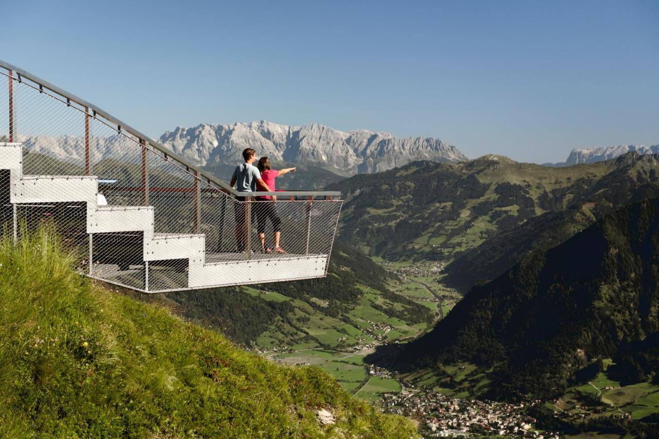 באד הופגסטין Hotel Das Gastein - Ganzjaehrig Inklusive Alpentherme Gastein & Sommersaison Inklusive Gasteiner Bergbahnen מראה חיצוני תמונה