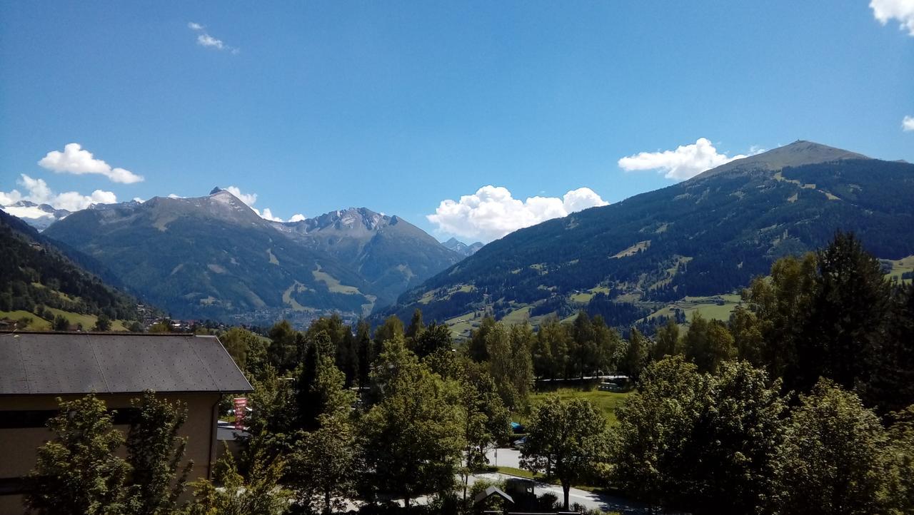 באד הופגסטין Hotel Das Gastein - Ganzjaehrig Inklusive Alpentherme Gastein & Sommersaison Inklusive Gasteiner Bergbahnen מראה חיצוני תמונה