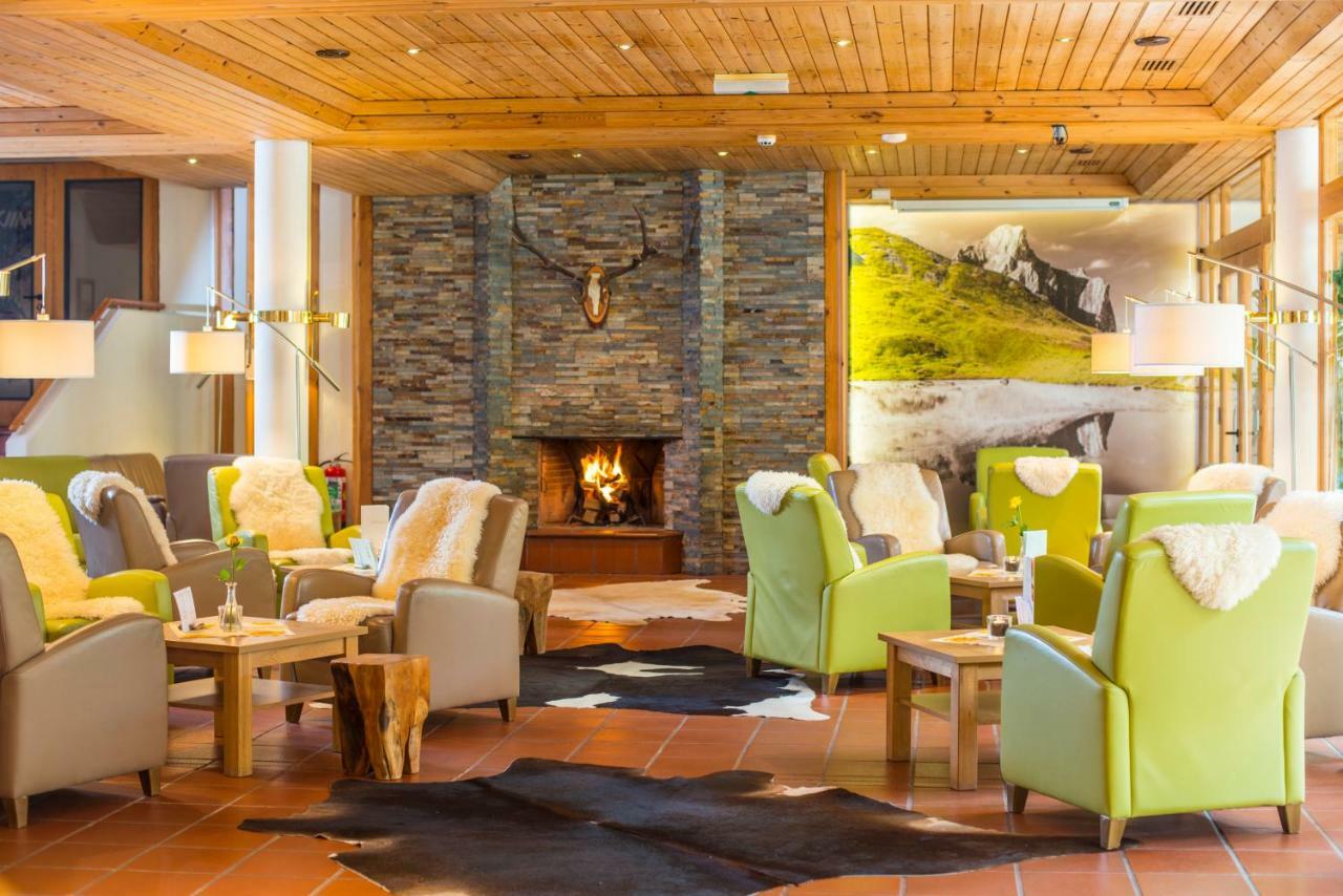 באד הופגסטין Hotel Das Gastein - Ganzjaehrig Inklusive Alpentherme Gastein & Sommersaison Inklusive Gasteiner Bergbahnen מראה חיצוני תמונה