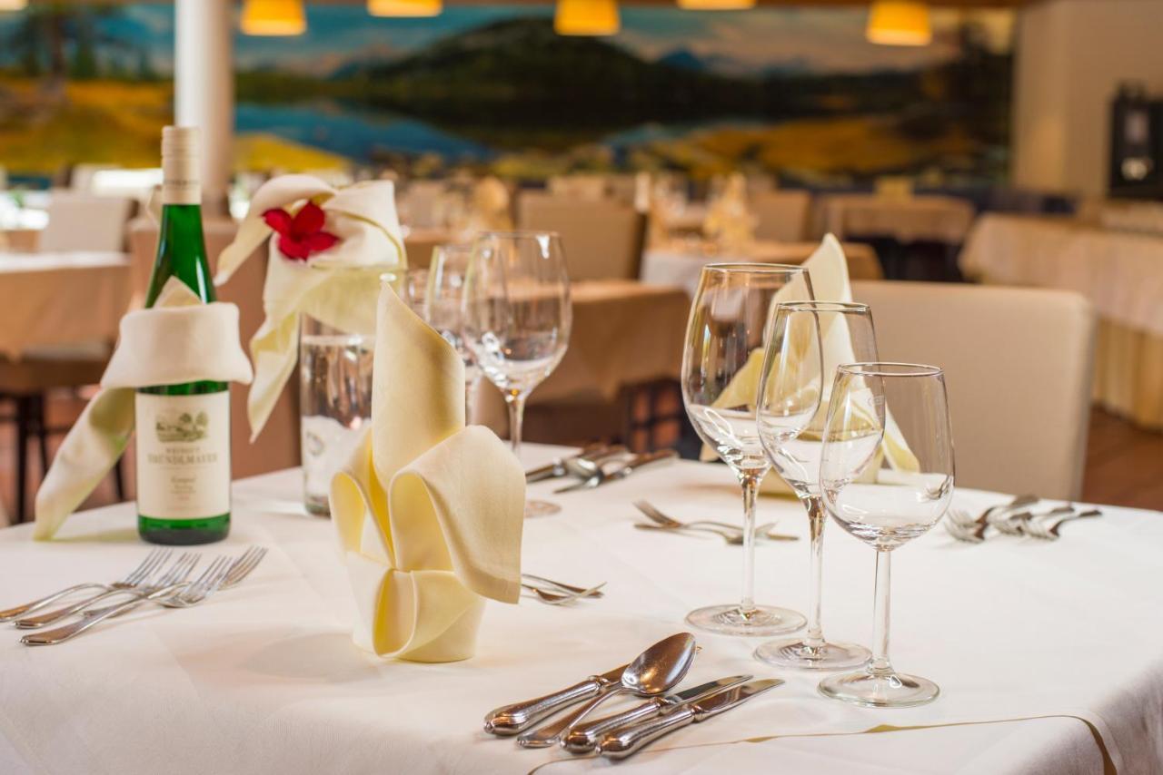 באד הופגסטין Hotel Das Gastein - Ganzjaehrig Inklusive Alpentherme Gastein & Sommersaison Inklusive Gasteiner Bergbahnen מראה חיצוני תמונה